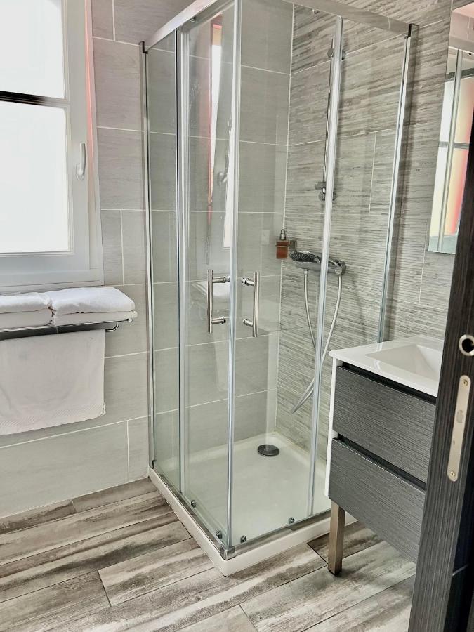 Plage A 50M Appartement Reves De Mer Villa Les Bains De Mers Bagian luar foto